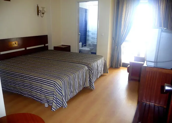 Отель Tamargueira