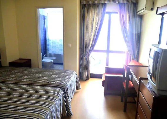 Отель Tamargueira 3*