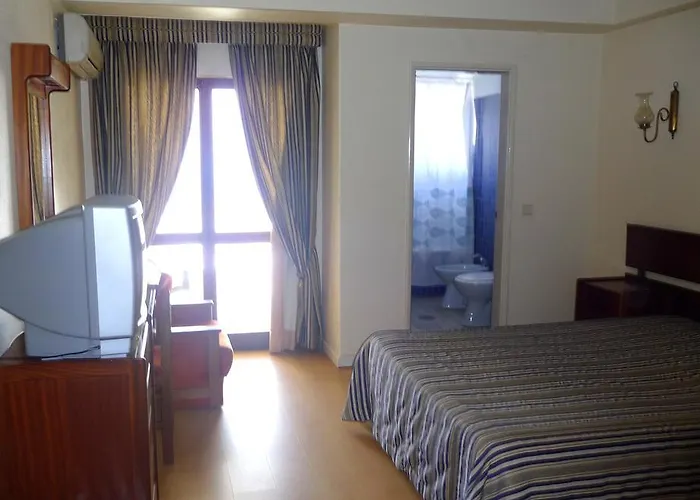 Отель Tamargueira Фигейра-да-Фош